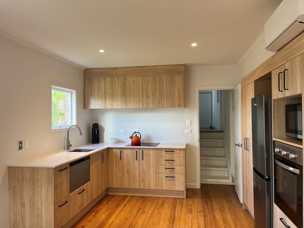 1/15 Rowan Road, Epsom, Auckland - Carousel 1