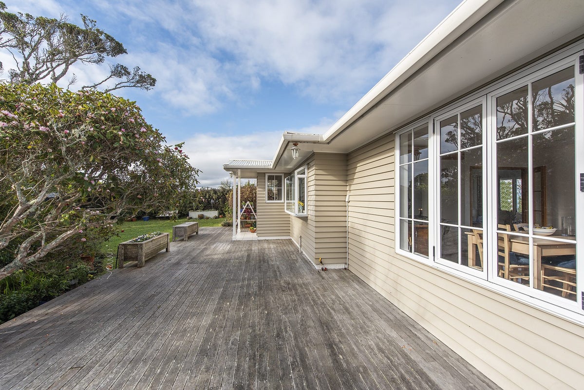 78 Chesterton Street, Johnsonville, Wellington - Carousel 2