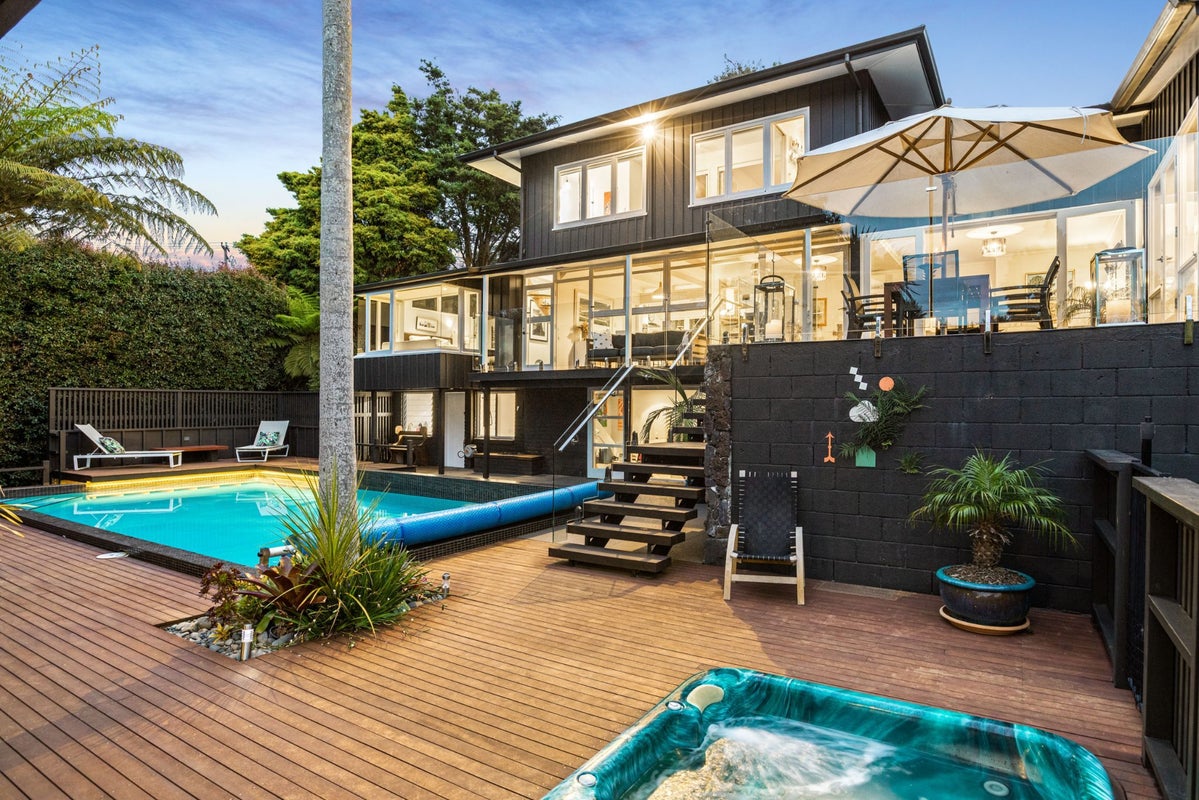 48 Rutherford Terrace, Meadowbank, Auckland - Carousel 1