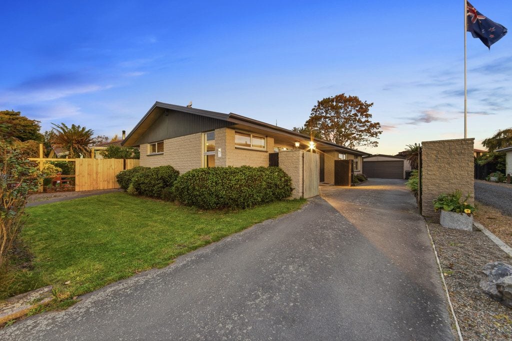 113 Johns Road, Northwood, Christchurch - Carousel 1