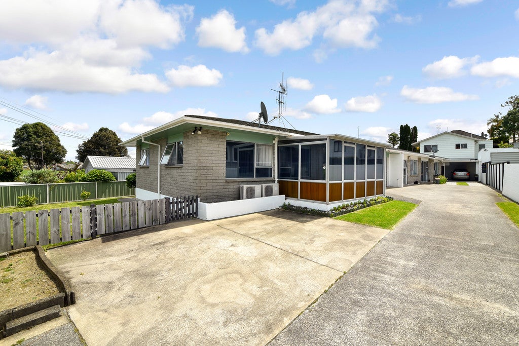27A Roys Road, Parkvale, Tauranga - Carousel 1