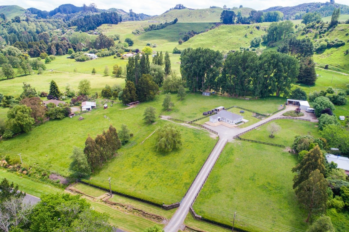 1351 Pohangina Road, Pohangina, Ashhurst - Carousel 2