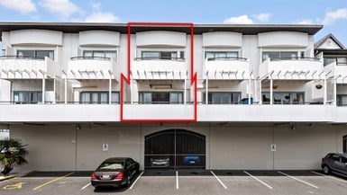 21/150 Chapel Road, Flat Bush, Auckland - Carousel 1