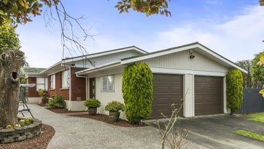 10 Bexley Place, Pahurehure, Papakura - Carousel 1