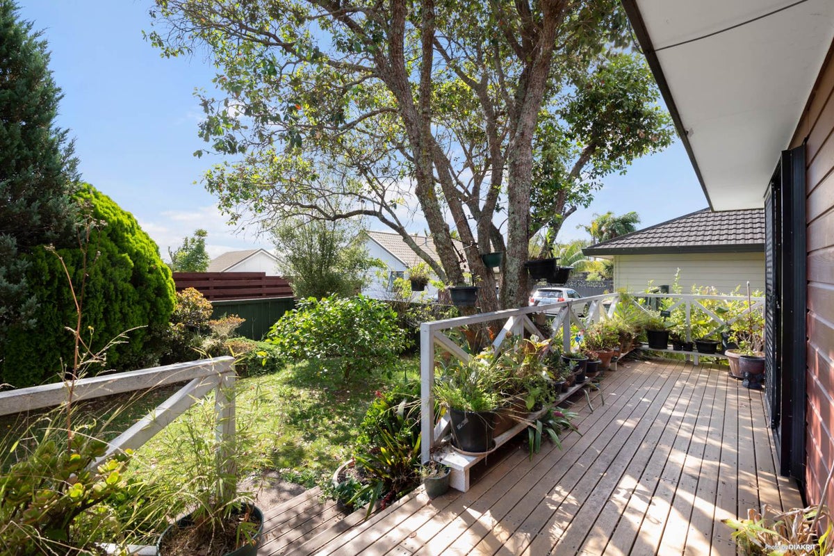 19D Kay Drive, Blockhouse Bay, Auckland - Carousel 2