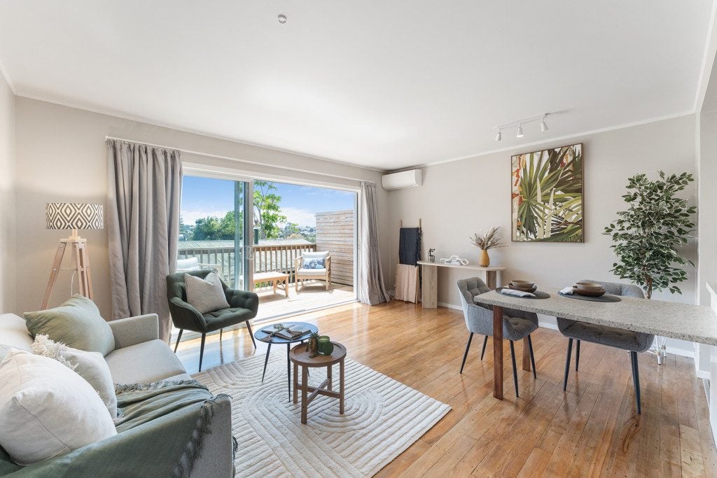 2/22 Woodside Avenue, Northcote, Auckland - Carousel 2