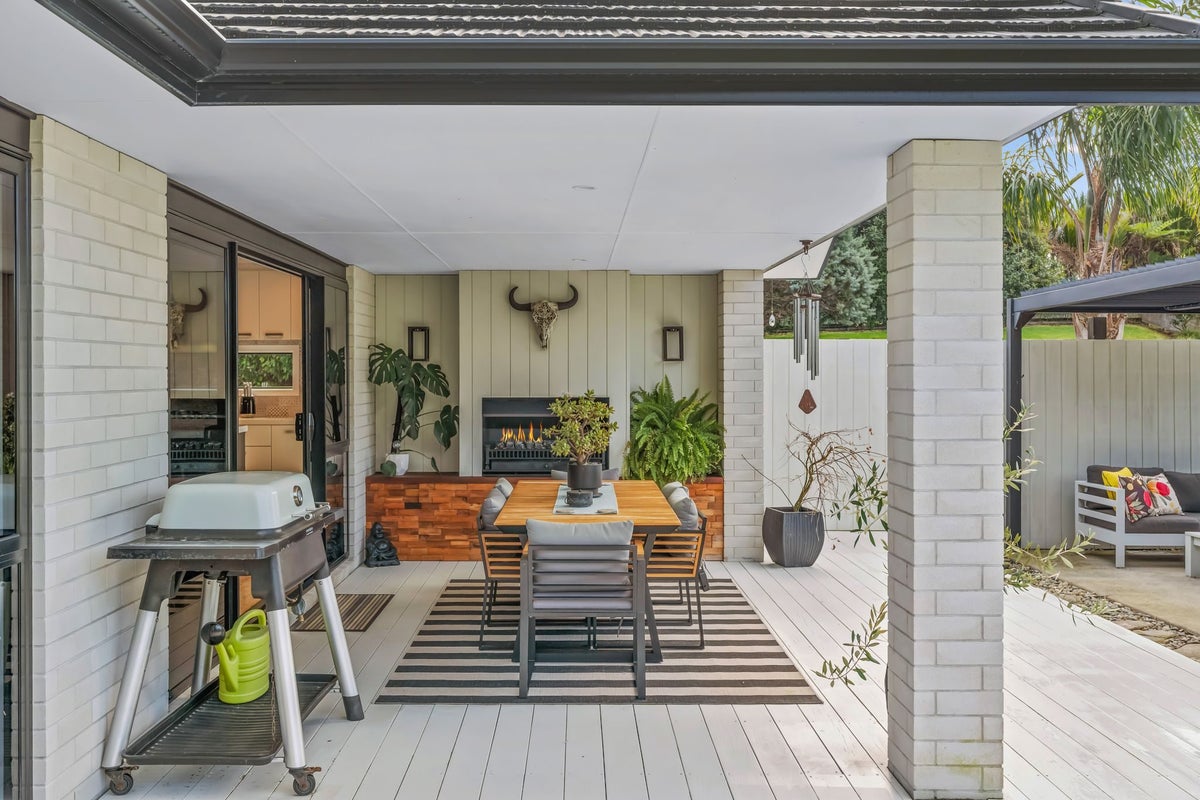 11 Angus Lane, Kamo, Whangarei - Carousel 2