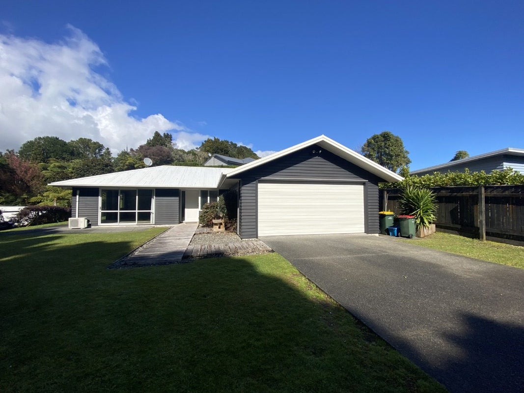 74C Karamea Street, Whalers Gate, New Plymouth - Carousel 2