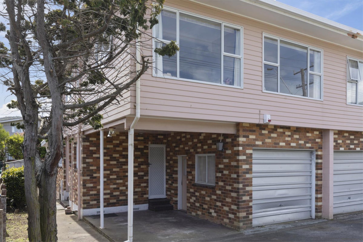 1061A High Street, Avalon, Lower Hutt - Carousel 1