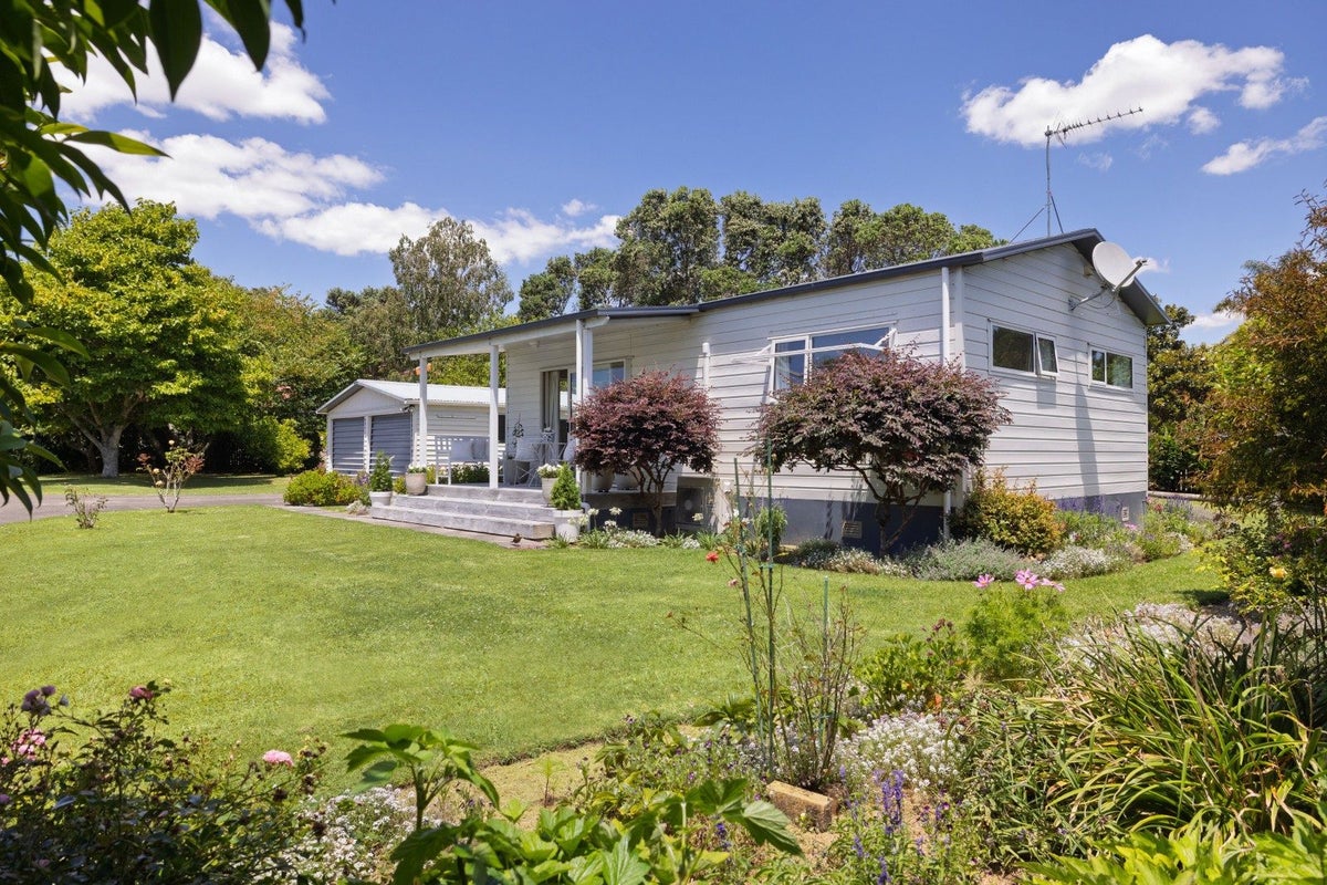 274 Plummers Point Road, Whakamarama, Tauranga - Carousel 1