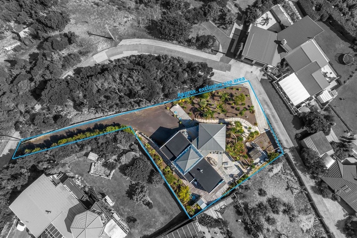 61 Roberts Road, Matakatia, Whangaparaoa - Carousel 24