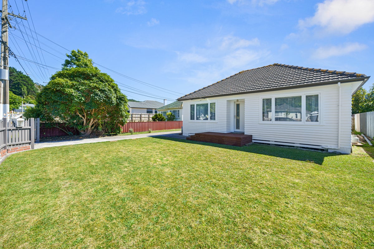 102 Wellington Road, Wainuiomata, Lower Hutt - Carousel 20