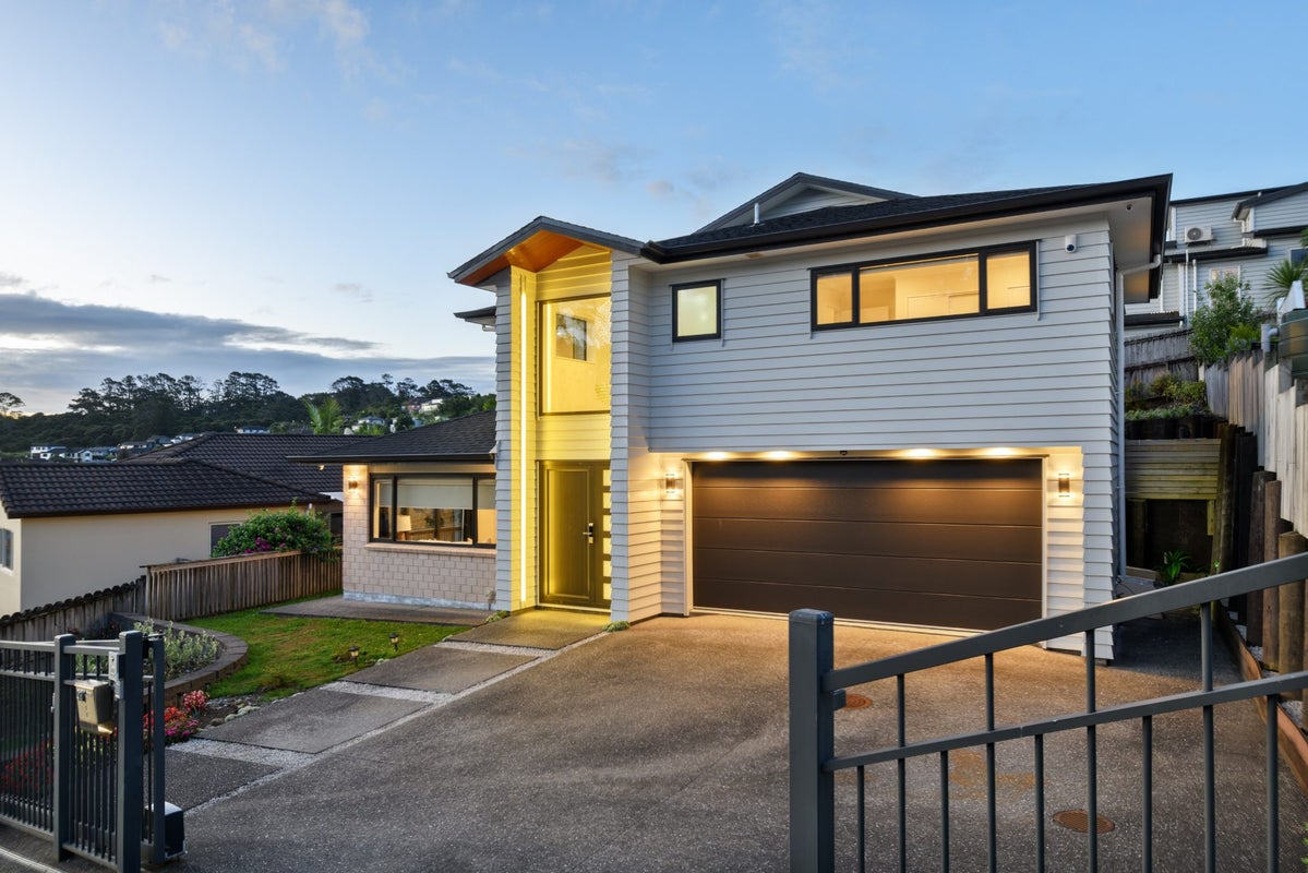99 San Valentino Drive, Henderson, Auckland - Carousel 30