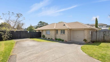 2C Knox Road, Swanson, Auckland - Carousel 1