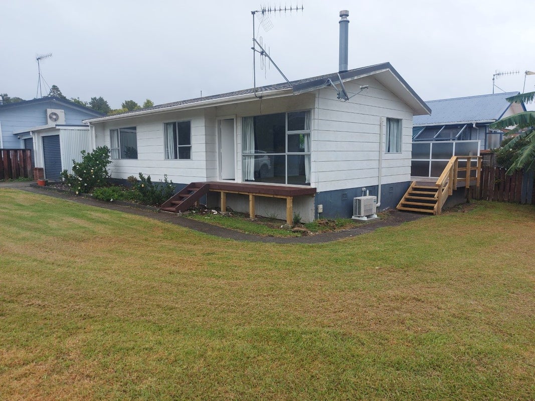 2A De Havilland Place, Onerahi, Whangarei - Carousel 1