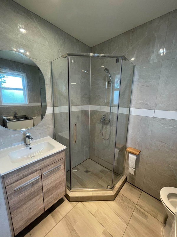 8/12 Reagan Road, Papatoetoe, Auckland - Carousel 8