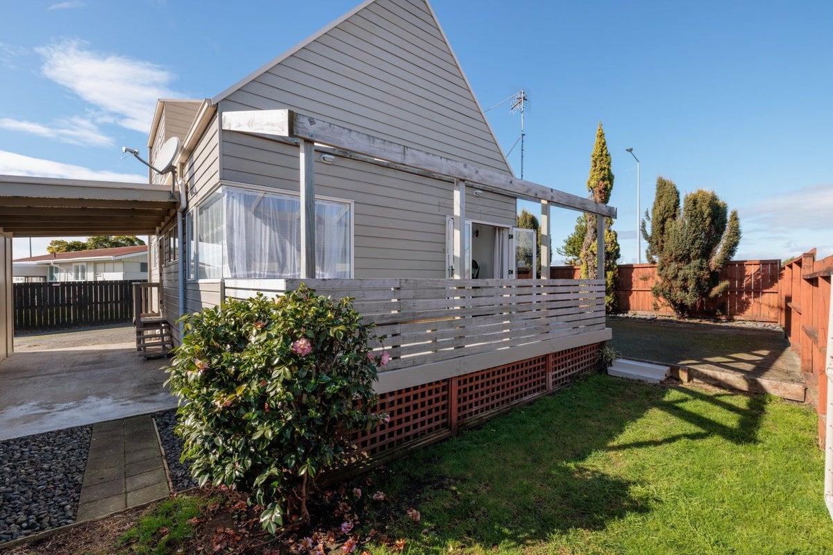 223A Waihi Road, Judea, Tauranga - Carousel 1