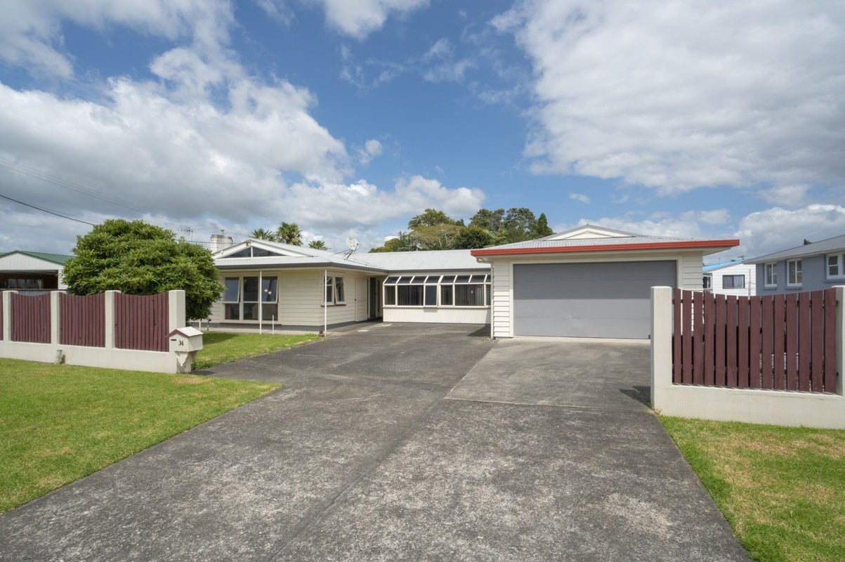 34 Chadwick Road, Greerton, Tauranga - Carousel 1