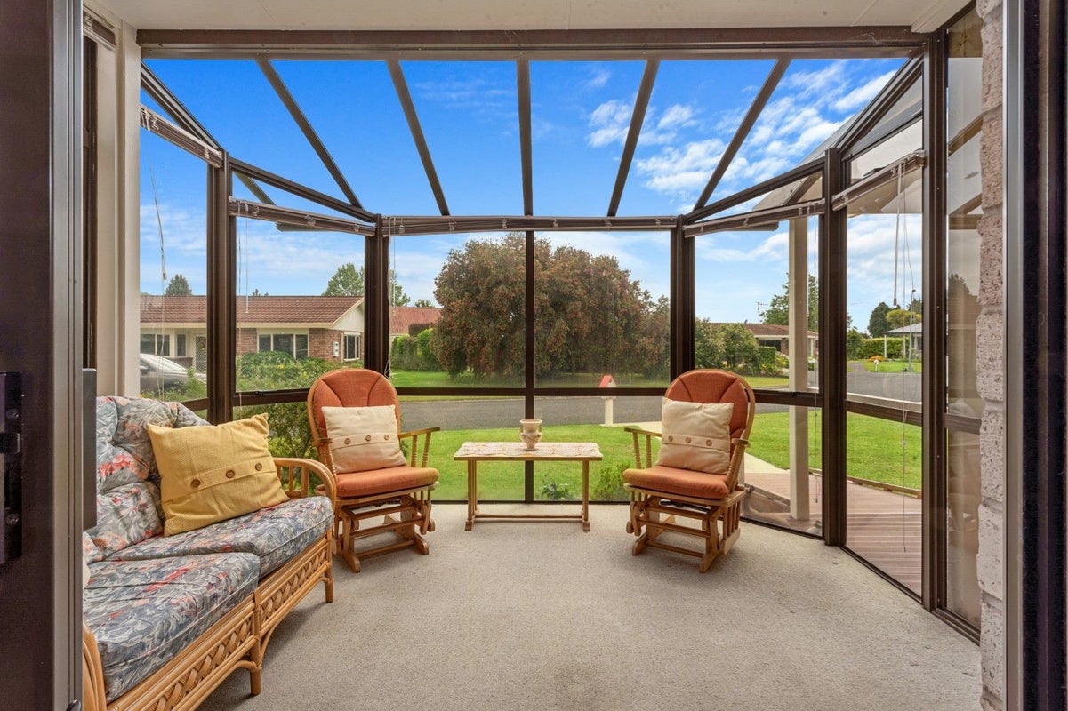 4 Heron Court, Te Kowhai, Hamilton - Carousel 2