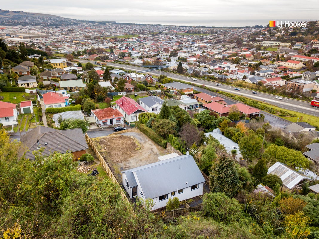 39A Sydney Street, Caversham, Dunedin - Carousel 1