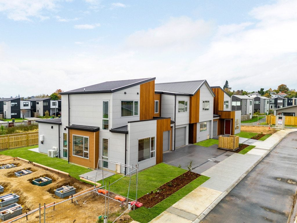 3 Victor Way, Hamilton Lake, Hamilton - Carousel 12