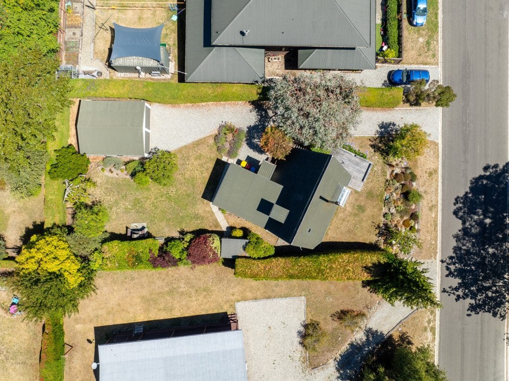17 Hunter Crescent, Wanaka - Carousel 22