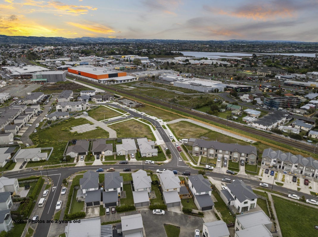 24 Soaring Bird Drive, Takanini, Auckland - Carousel 38