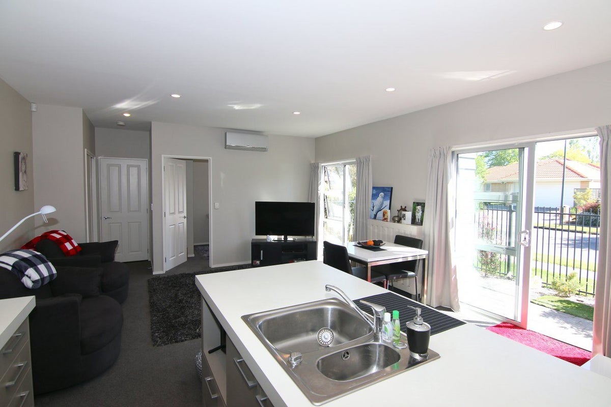 11 Redfern Street, Northwood, Christchurch - Carousel 2