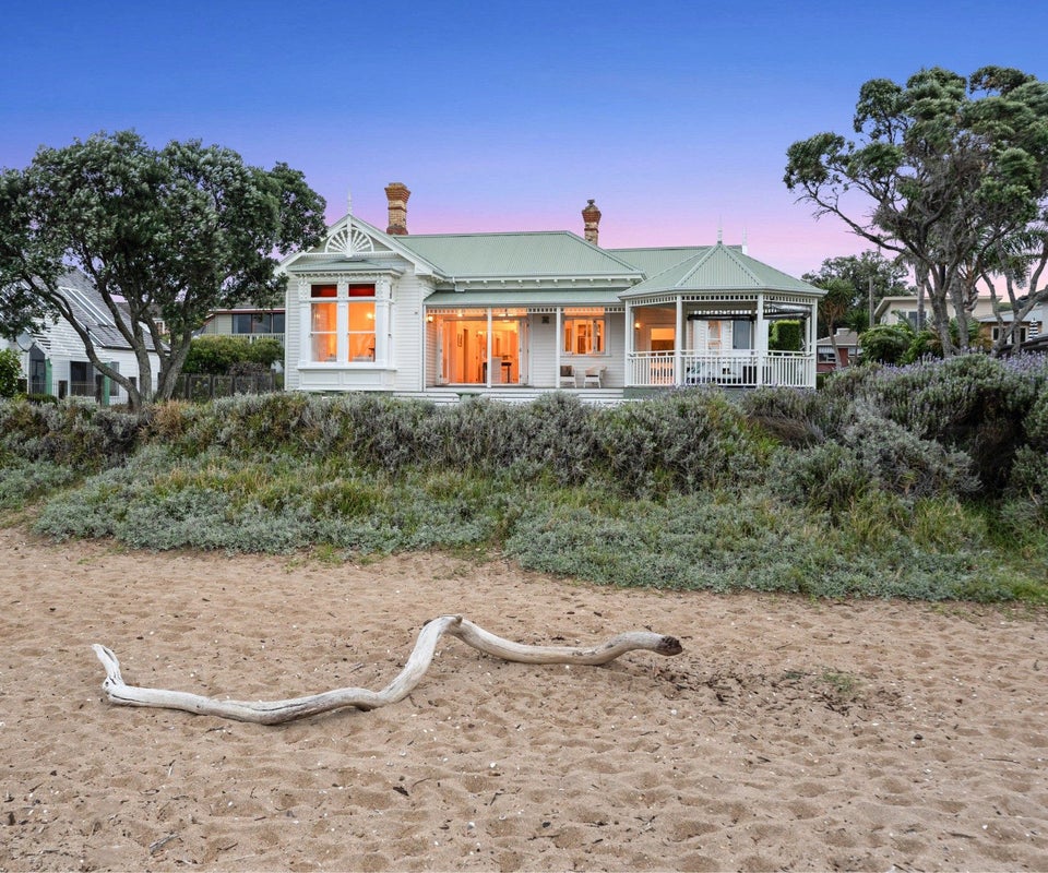36 Oxford Terrace, Devonport, Auckland - Carousel 1