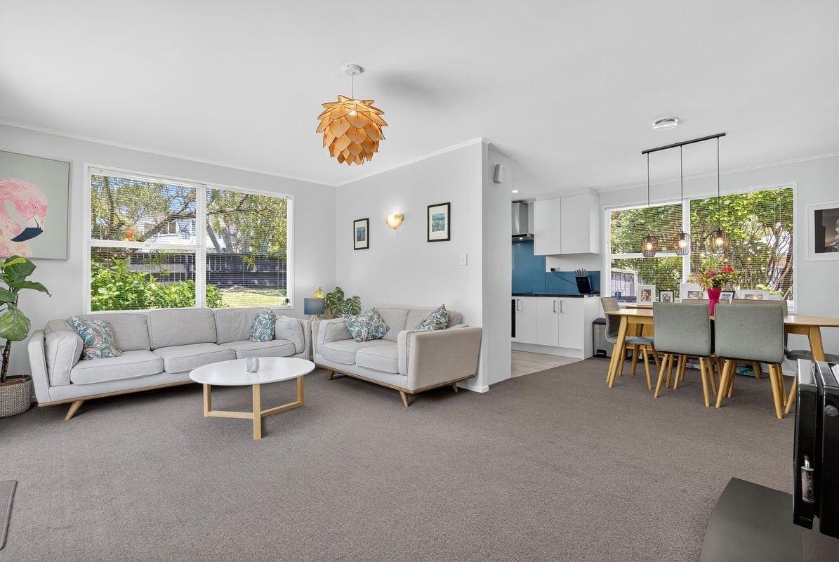 85 Kia Ora Road, Beach Haven, Auckland - Carousel 1