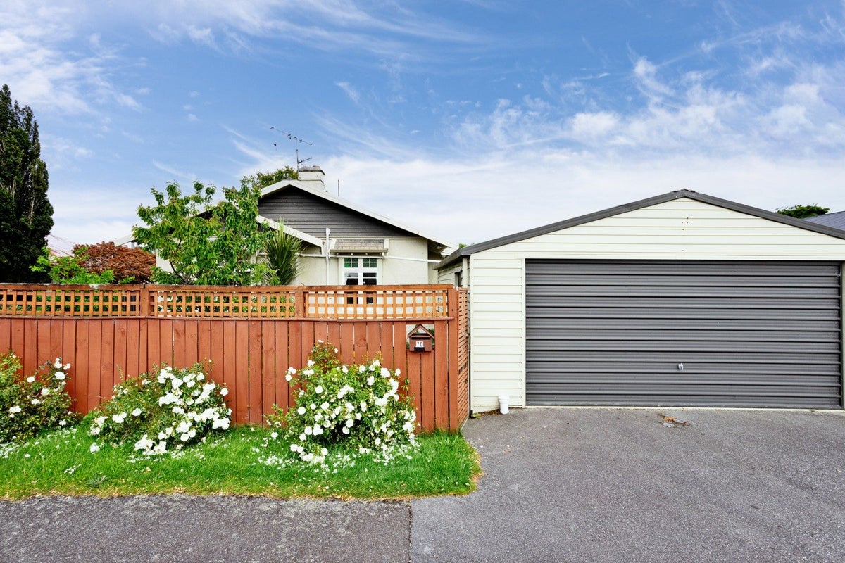 70 Sydney Street, Windsor, Invercargill - Carousel 1