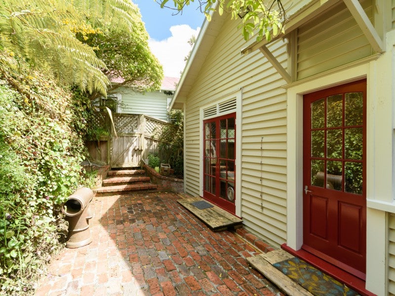 135 Cecil Road, Wadestown, Wellington - Carousel 1