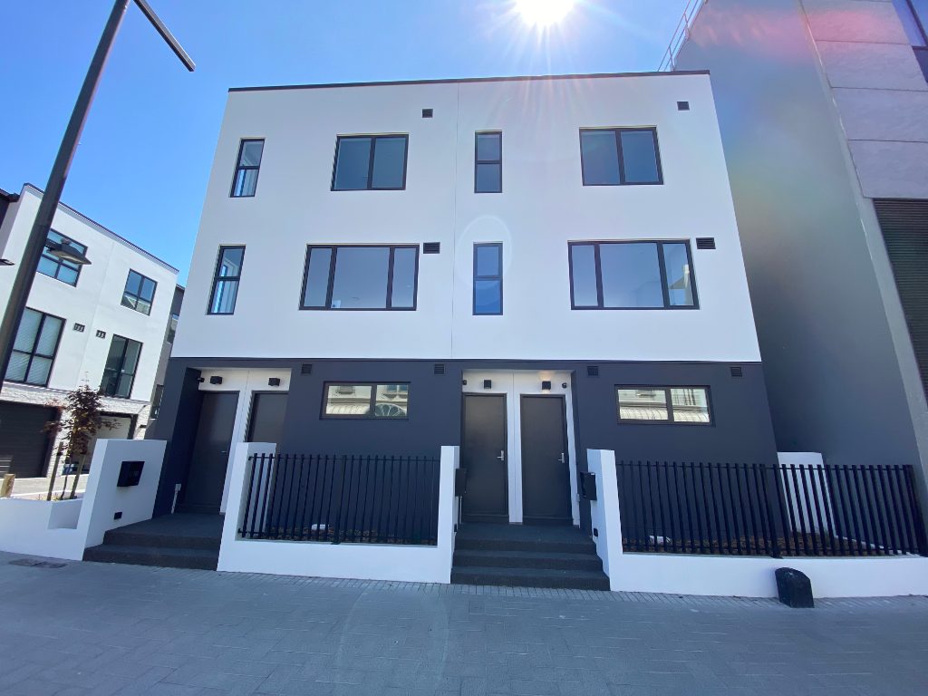 3/201 Cashel Street, Christchurch Central, Christchurch - Carousel 1