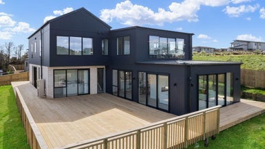 4 Backridge Way, Flat Bush, Auckland - Carousel 1
