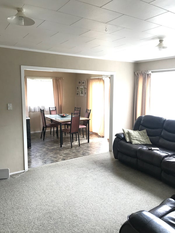 4 Wahanui Walk, Ruakaka - Carousel 13