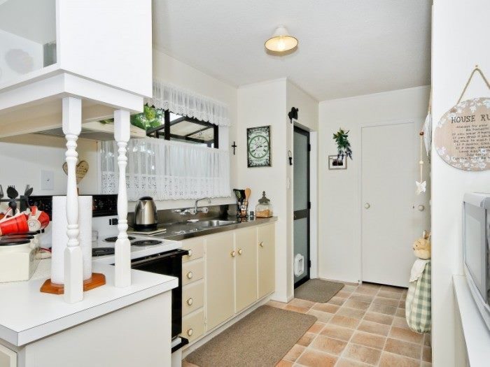 9A Kentucky Crescent, Nawton, Hamilton - Carousel 2