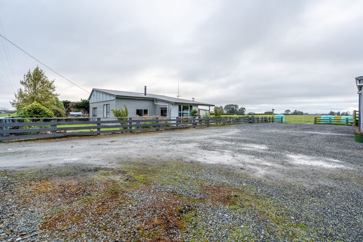 143 Flora Road East, Makarewa, Invercargill - Carousel 44