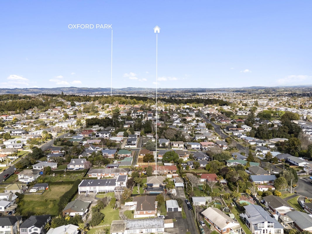 21 Orams Road, Hill Park, Manukau City, Auckland - Carousel 24