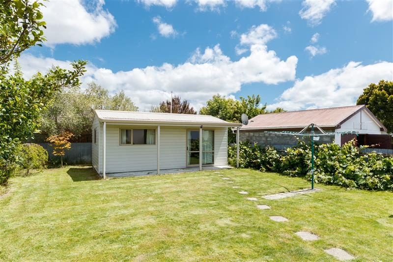 16 Kingston Street, Awapuni, Palmerston North - Carousel 2