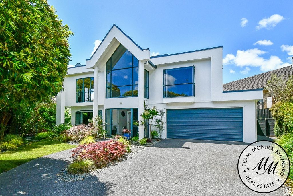 19 Silkwood Grove, Totara Heights, Auckland - Carousel 1
