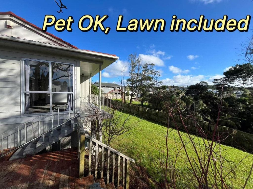 13 Adam Sunde Place, Glen Eden, Auckland - Carousel 1