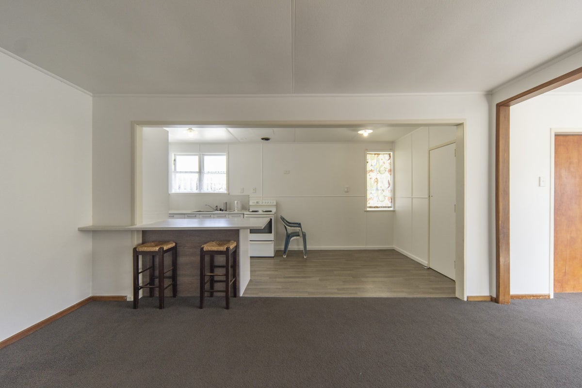 5 Paul Crescent, Fairfield, Hamilton - Carousel 2