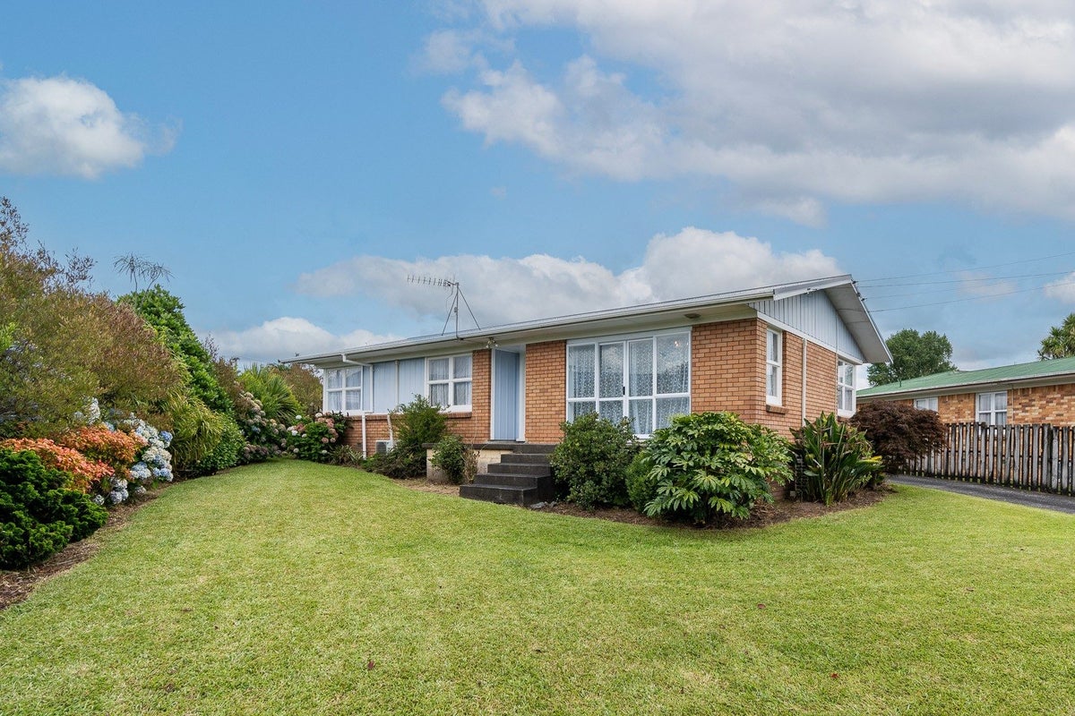 203 Bankwood Road, Chartwell, Hamilton - Carousel 1