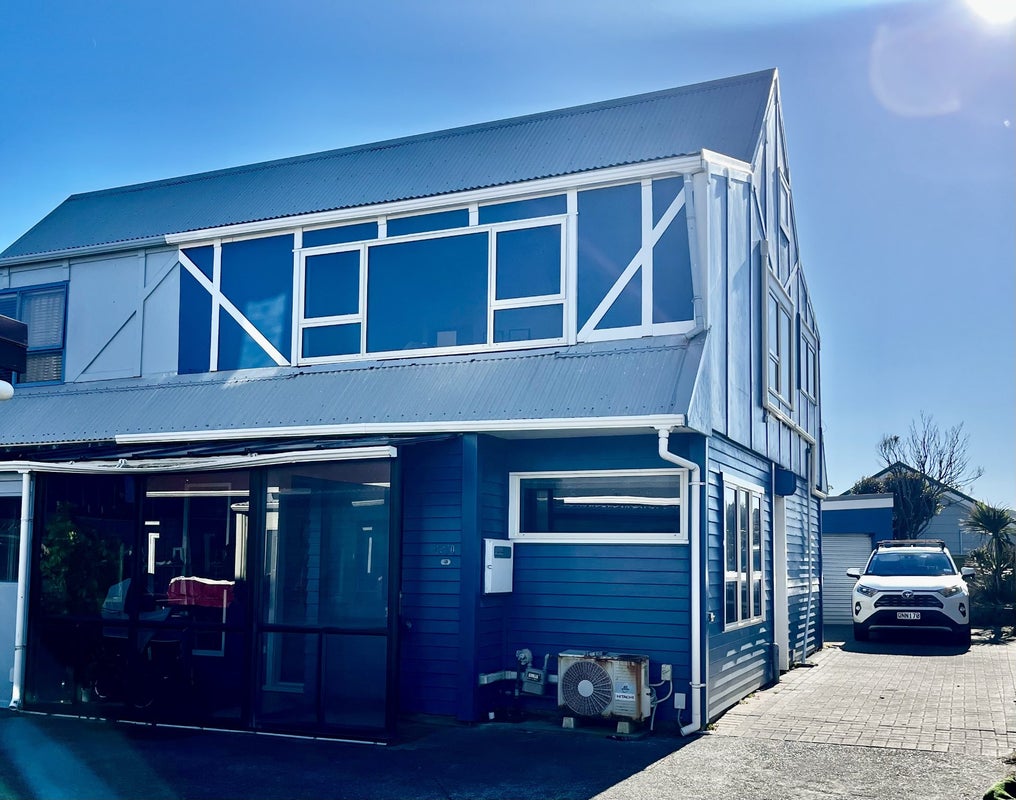 4/30 Lyall Parade, Lyall Bay, Wellington - Carousel 2