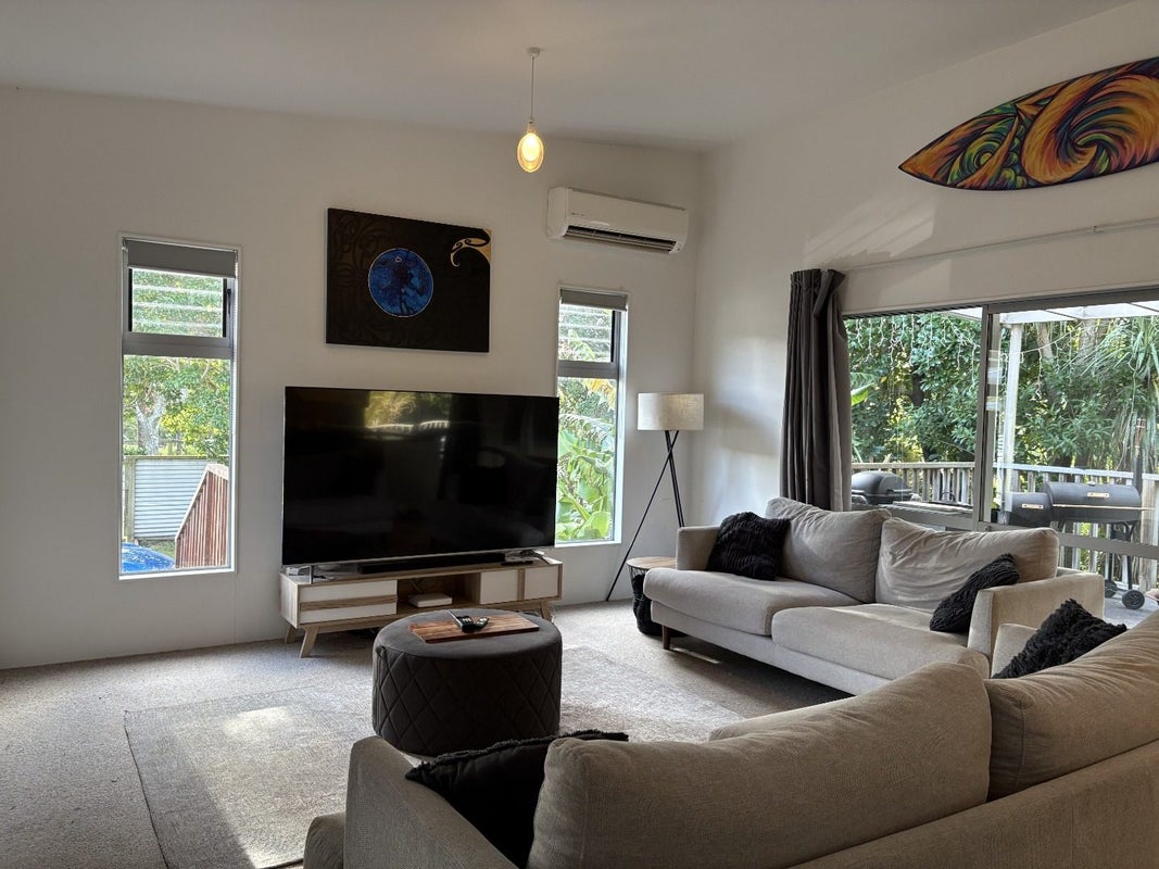 8 Wilson Street, Tamarau, Gisborne - Carousel 1