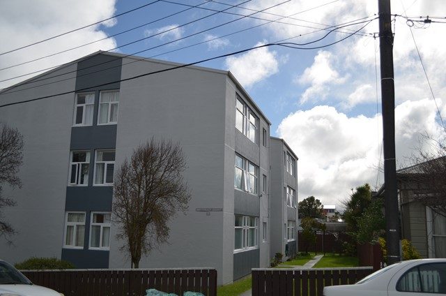 5/10 Angus Avenue, Berhampore, Wellington - Carousel 1