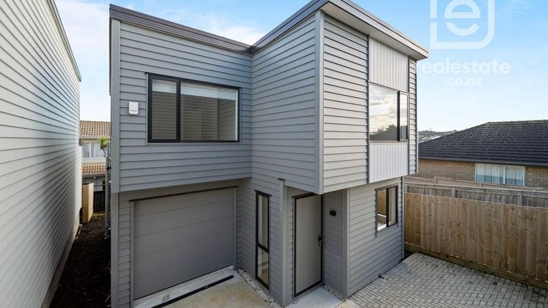 44D Blakeborough Drive, Forrest Hill, Auckland - Carousel 1