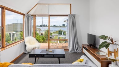 4/53 Beachville Road, Redcliffs, Christchurch - Carousel 1