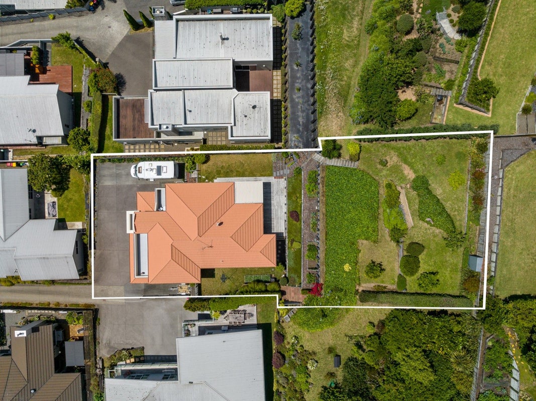 214 Castlewold Drive, Bethlehem, Tauranga - Carousel 2