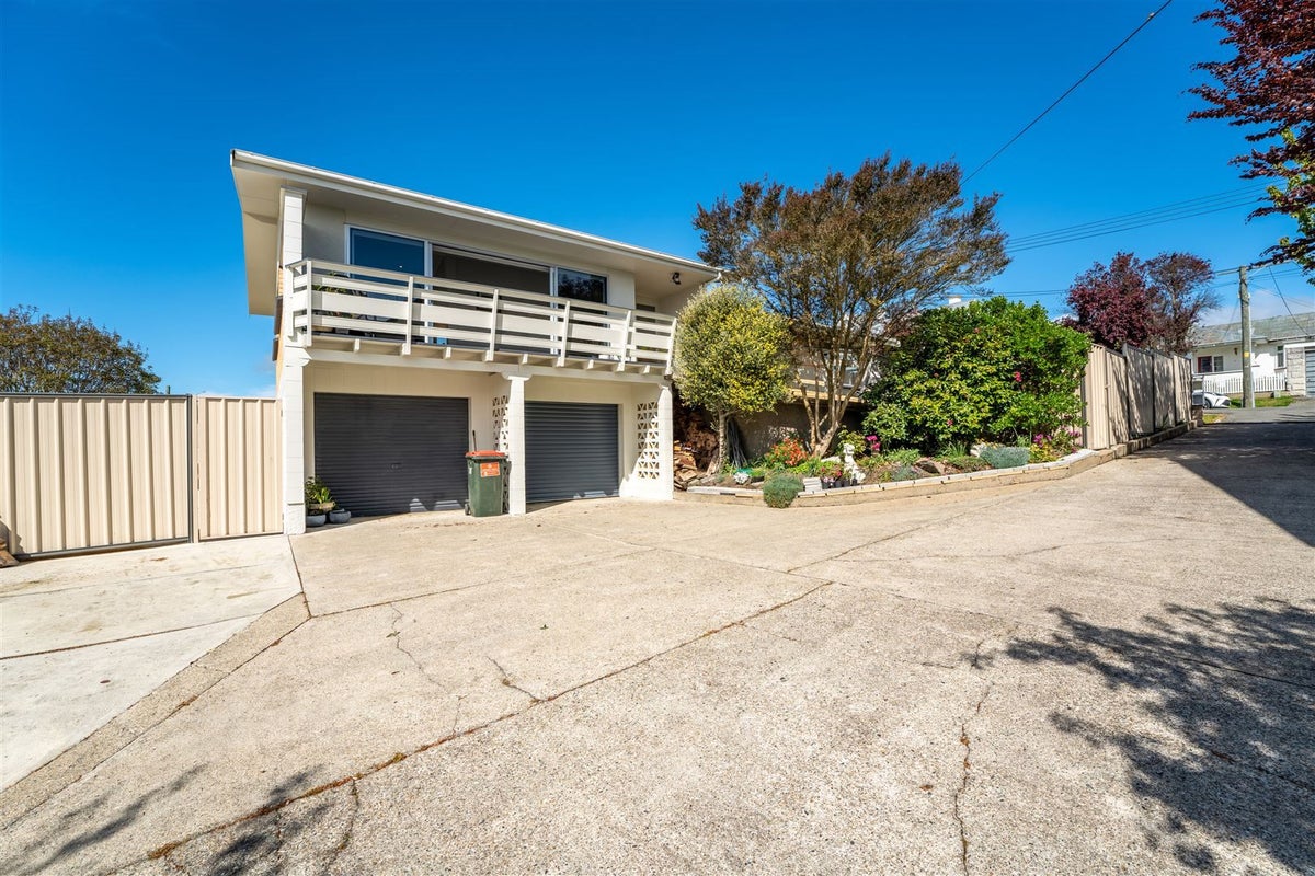 19 Greta Street, South Hill, Oamaru - Carousel 20